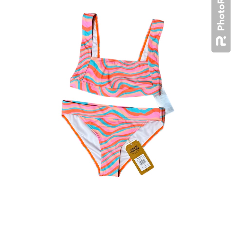 NWT girls Billabong 2 piece bathing suit!
